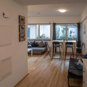 https://city-center-apartment-for-6-persons.ischgl-hotels.net