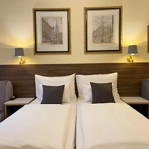 4* Szálloda Stephansplatz I Self Check In