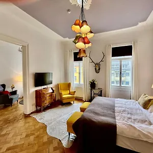  Apartment Leuhusen Boutique Vienna,