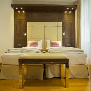 4* Szálloda Western Arcadia