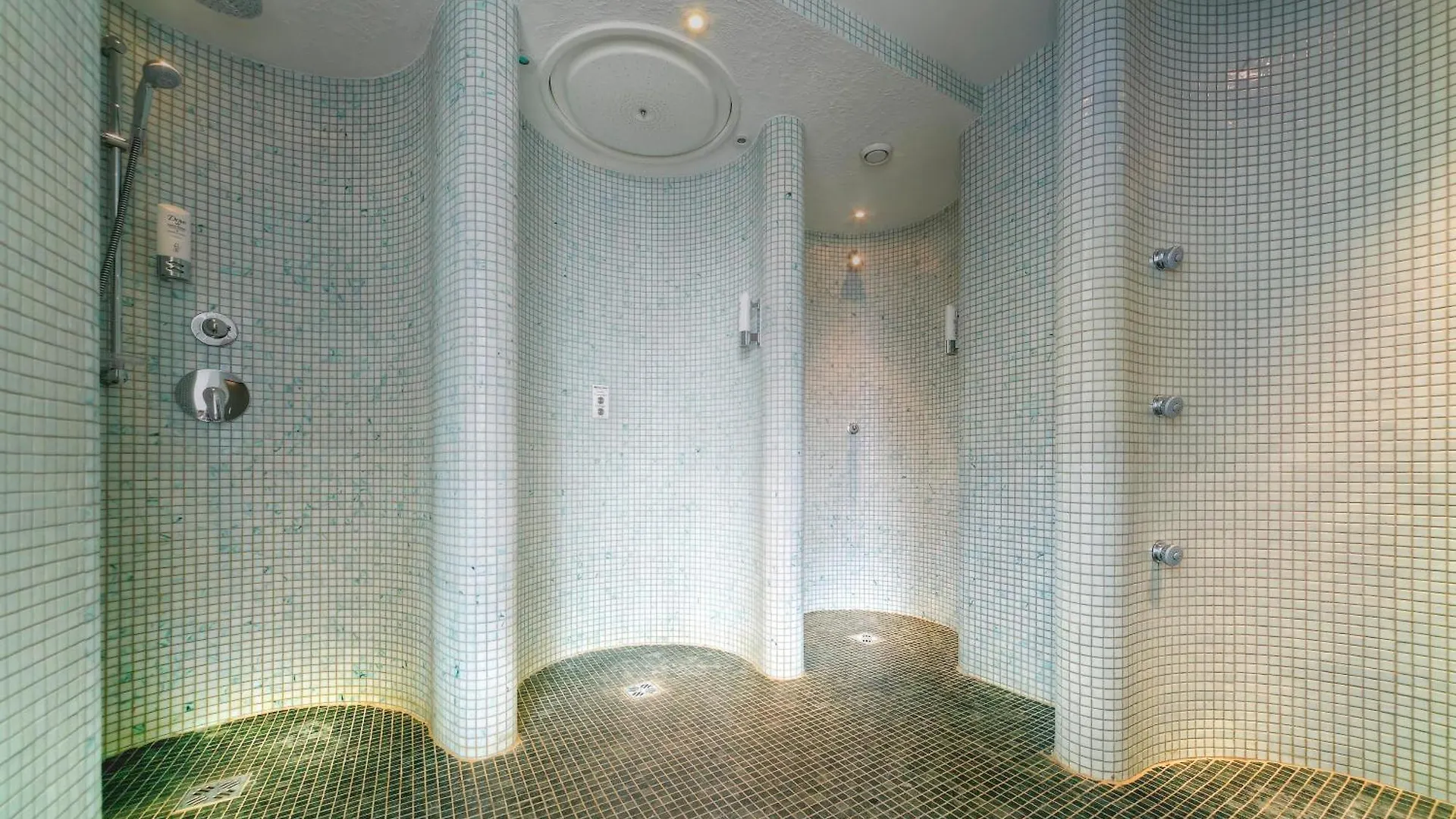 **** Hotell Arcotel Kaiserwasser Wien Österrike